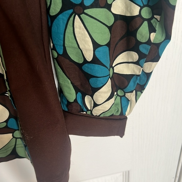 Cherokee zip long sleeved brown turquoise beige scrub jacket M - Picture 3 of 4